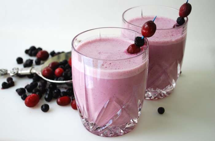 2 blue cranberry smoothies