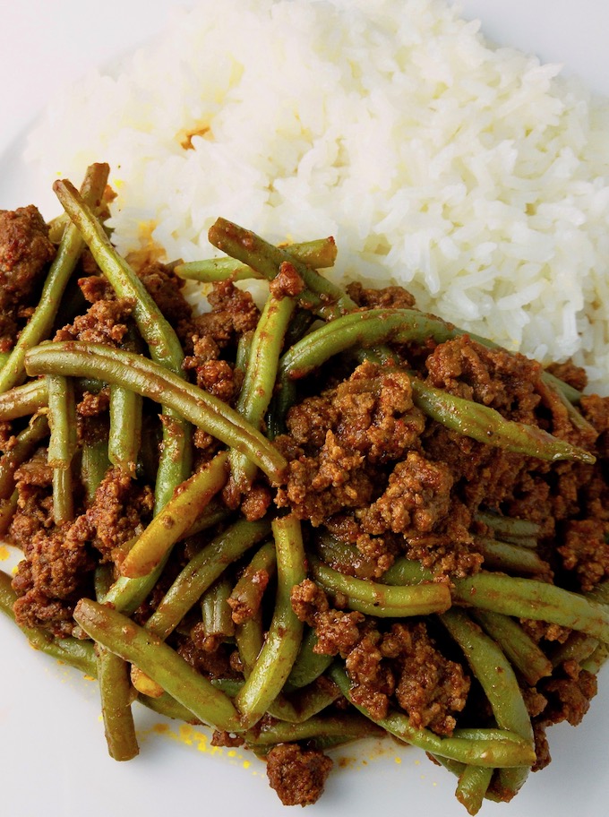String Beans with Ground Beef - The Genetic Chef
