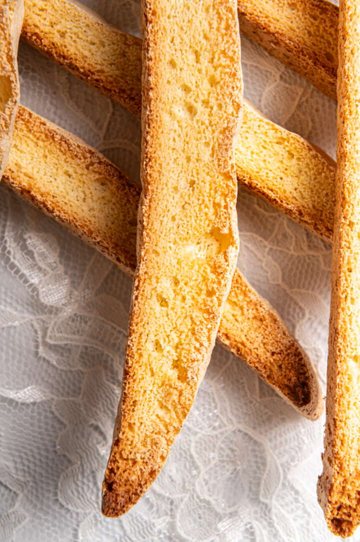 A closeup of an anisette toast.